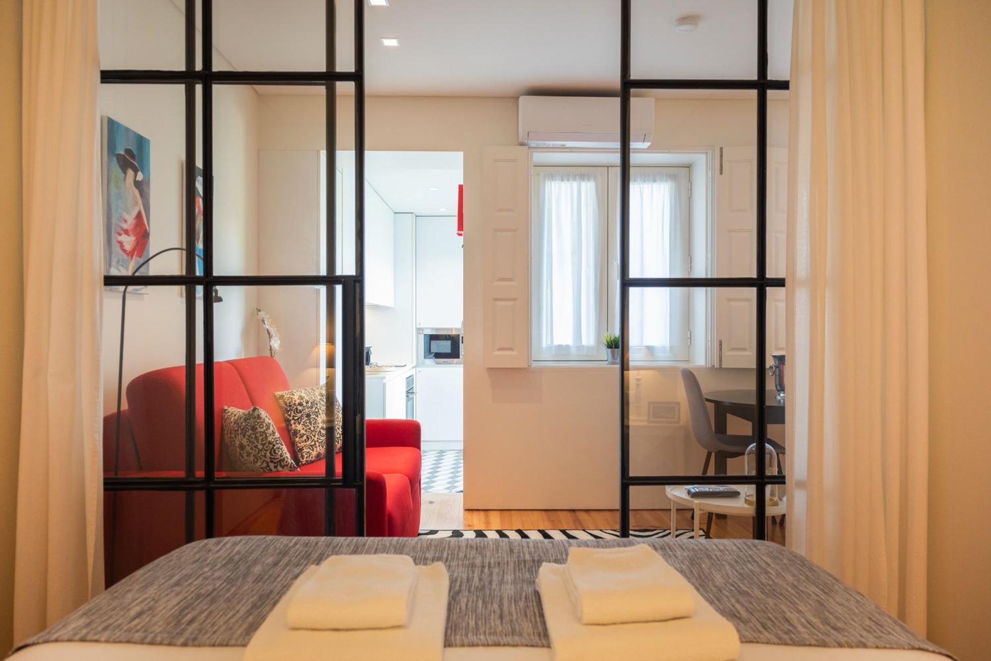 Modern Loft W Ac Downtown And Metro Apartment Porto Exterior photo
